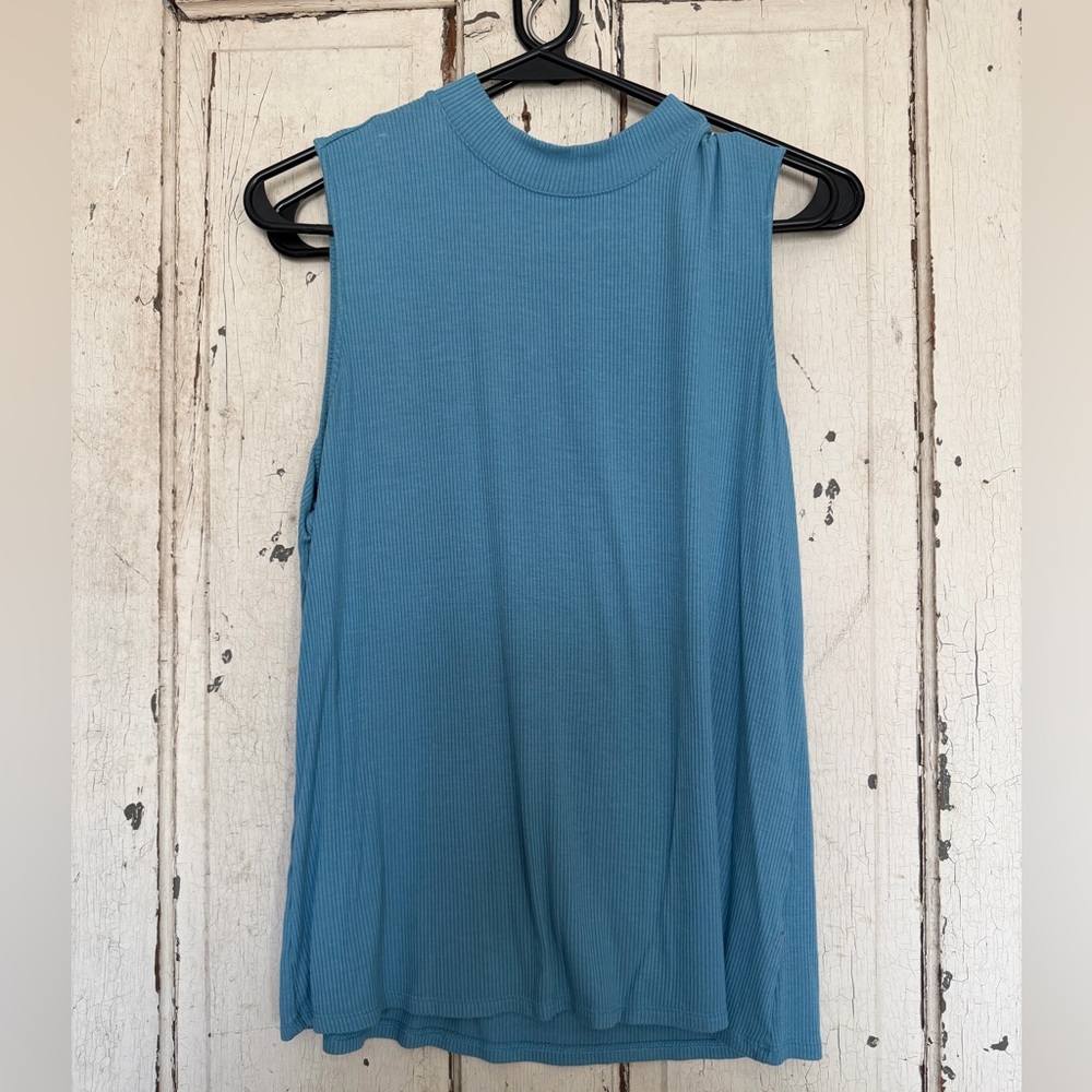 Sleeveless Blue Women's Top